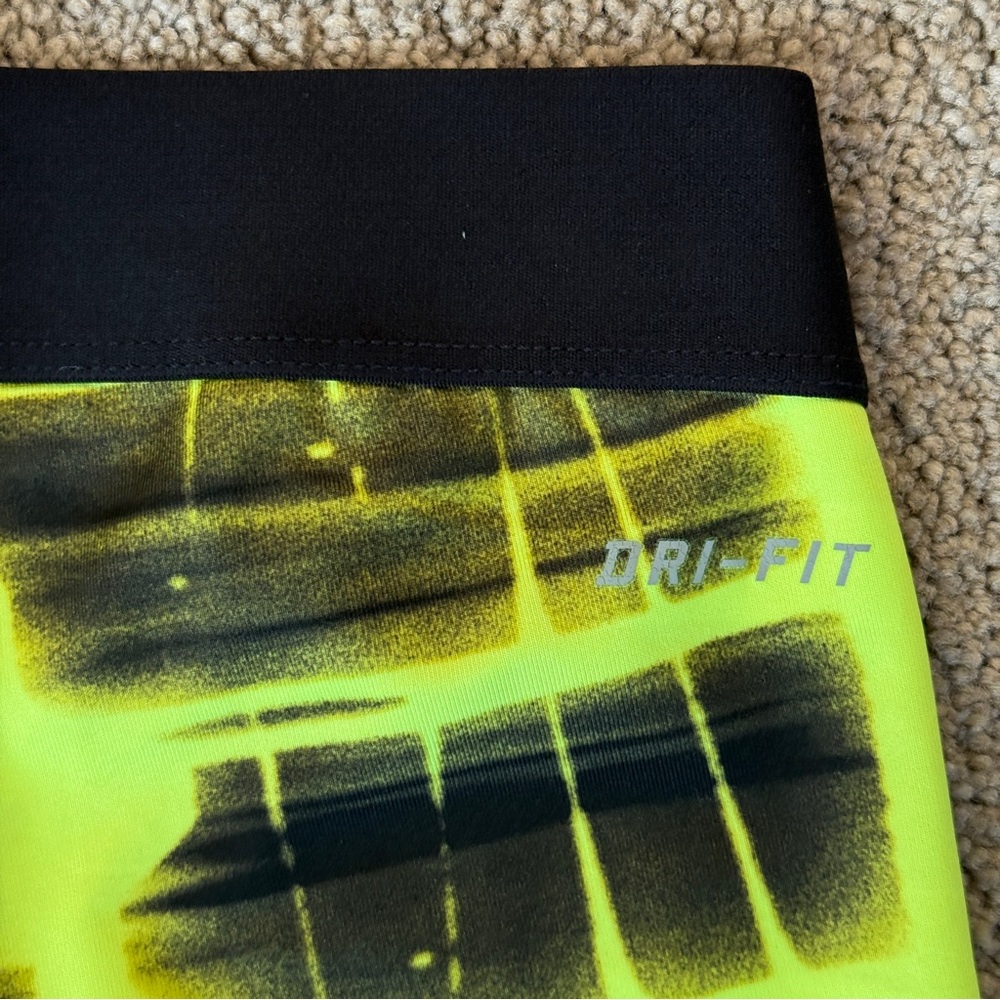 Nike Pro Electric Leggings - image 5